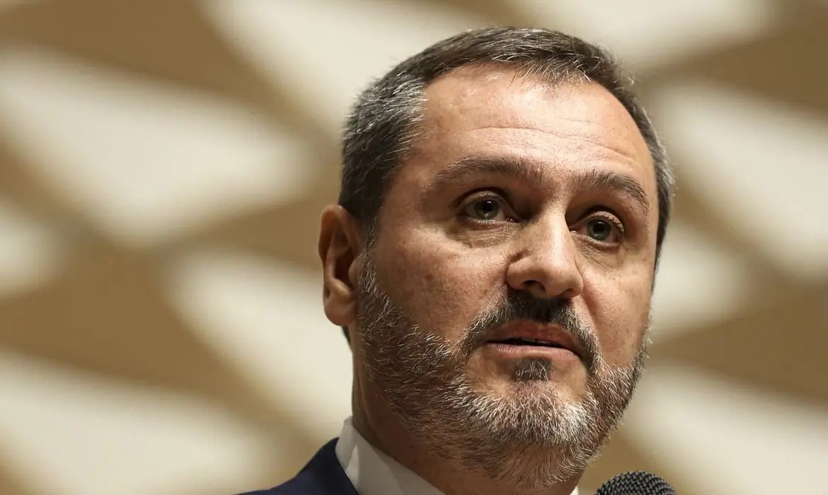 PGR se posiciona contra afastamento de Andrei Rodrigues da PF