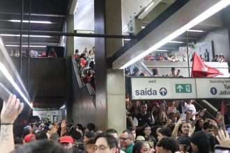 PM relata depredação, tumulto e pichações em dispersão de ato pró-Lula na Paulista