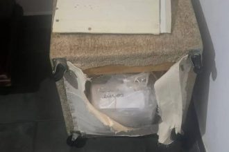 Polícia apreende quase R$ 2 mi escondidos em pufe ligado a delegada