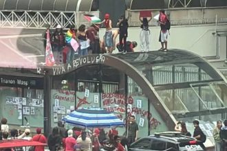 Polícia usa Muralha Paulista para identificar vândalos em ato pró-Lula