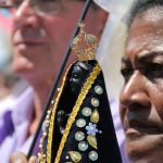 Por que Nossa Senhora Aparecida é negra? Veja o que explica a cor da imagem da Padroeira do Brasil