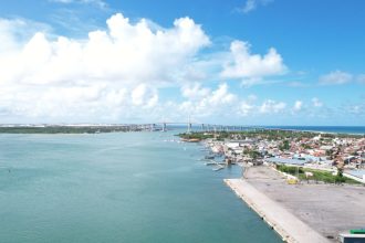 Porto de Natal recebe licença para dragagem no Rio Potengi; obra deve permitir manobras de navios maiores