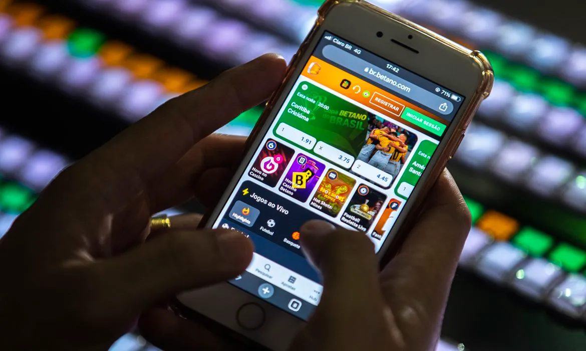 Prazo pra bancos devolverem R$ 1,3 bilhão de bets acaba nesta quarta