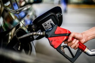 Preço do diesel dispara 6,67% e chega a R$ 7,20 por litro no Brasil, aponta pesquisa