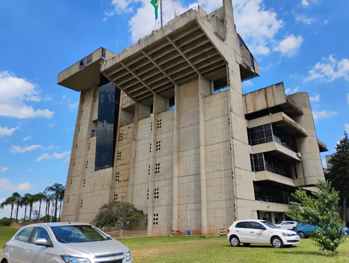 Prefeito de Sorocaba assina volta de ex-secretários para pasta de Meio Ambiente e Relações Institucionais