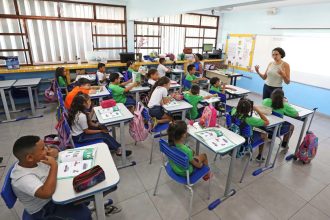 Prefeitura de BH e governo de MG abrem cadastro escolar de 2027 nesta terça-feira; veja como fazer