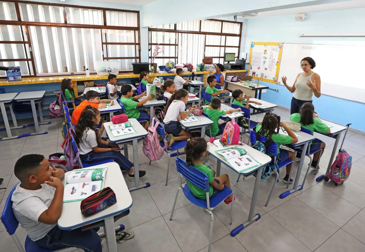 Prefeitura de BH e governo de MG abrem cadastro escolar de 2027 nesta terça-feira; veja como fazer