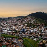 Prefeitura de cidade na Bahia e chefe de gabinete são alvos de decisão judicial por suposto assédio eleitoral