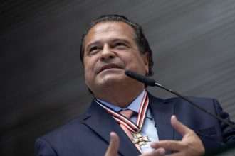 Presidente da Faesp critica aprovação do fim da escala 6×1 e fala em riscos ao agronegócio