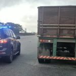 PRF recupera semirreboque roubado durante fiscalização na Via Dutra, em Itatiaia
