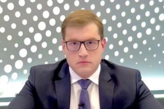 Professor da PUC relata perseguição política