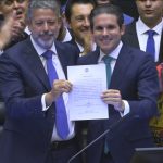 PSD sinaliza apoio à reeleição de Motta ao indicar permanência no bloco que o elegeu presidente da Câmara