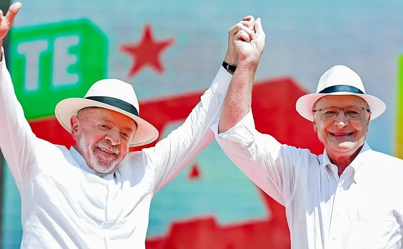 PT repassa R$ 124 milhões à campanha de Lula
