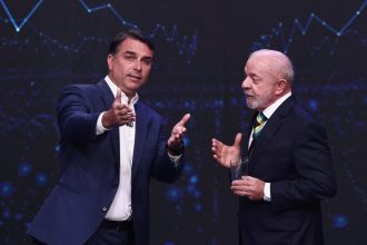 Quaest: 44% temem volta da família Bolsonaro ao poder, e 42%, mais um mandato de Lula