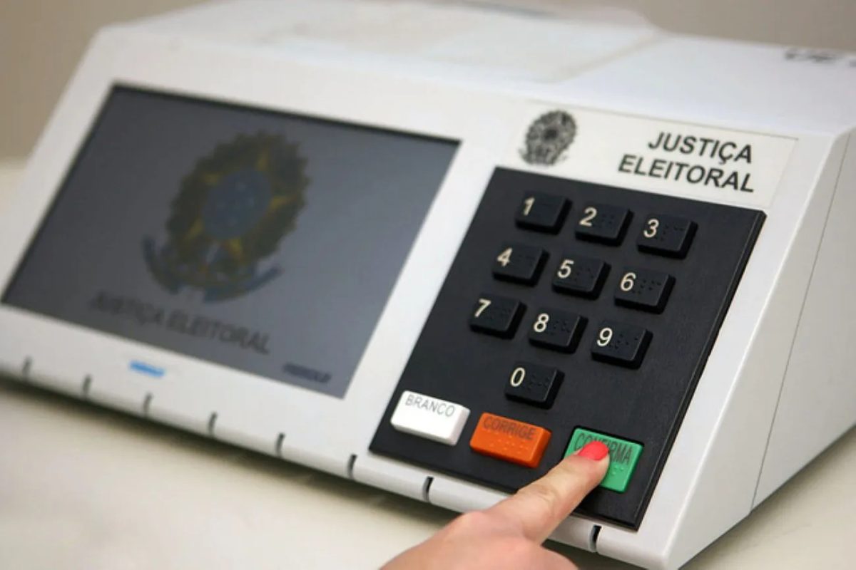 Qual a diferença entre o voto branco e nulo? Entenda o que acontece nas eleições 2026