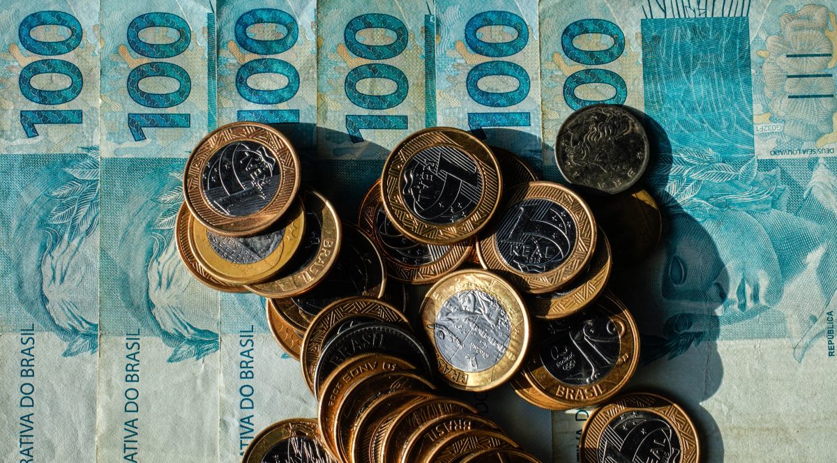 Quando é o quinto dia útil de novembro de 2026? Veja data para pagamentos dos salários