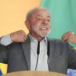 Quem gosta de pagar dívida é o pobre, diz Lula