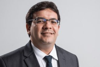 Rafael Fonteles diz nunca ter tratado com Lula sobre cargos para o próximo governo