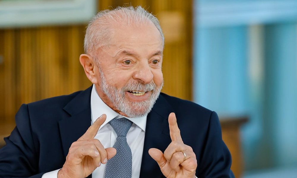 Reação de Lula passa pela PEC 6×1; PL faz cálculo político