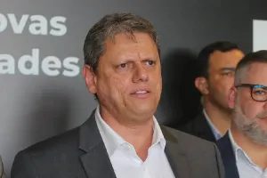 Reconhecer eleição não significa calar sobre excessos, afirma Tarcísio