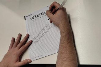 Redação do Enem: veja o que 5 textos nota mil têm em comum e como aplicar as estratégias na prova