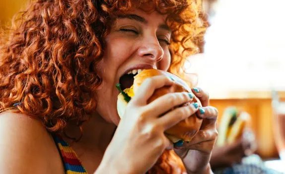 Relação do ser humano com a comida muito além da fome