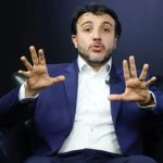 Renan Santos pede que direita não vá a atos pró-Flávio