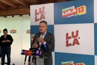 Rui Costa sugere que PEC do fim da 6 X 1 pode ser promulgada já na 6ª