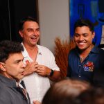 Saiba quais cantores sertanejos declararam apoio à Flávio Bolsonaro