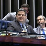 Sem acordo sobre maioridade penal, Alcolumbre tira de pauta a PEC da Segurança