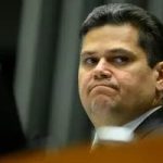 Sem ilusões, mas sem desistência: o alvo é Alcolumbre
