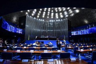 Senado aprova fim da escala 6×1 com redução da jornada para 40 horas semanais em 1º turno