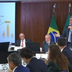 Sidônio manda Flávio estudar antes de prometer tesouraço