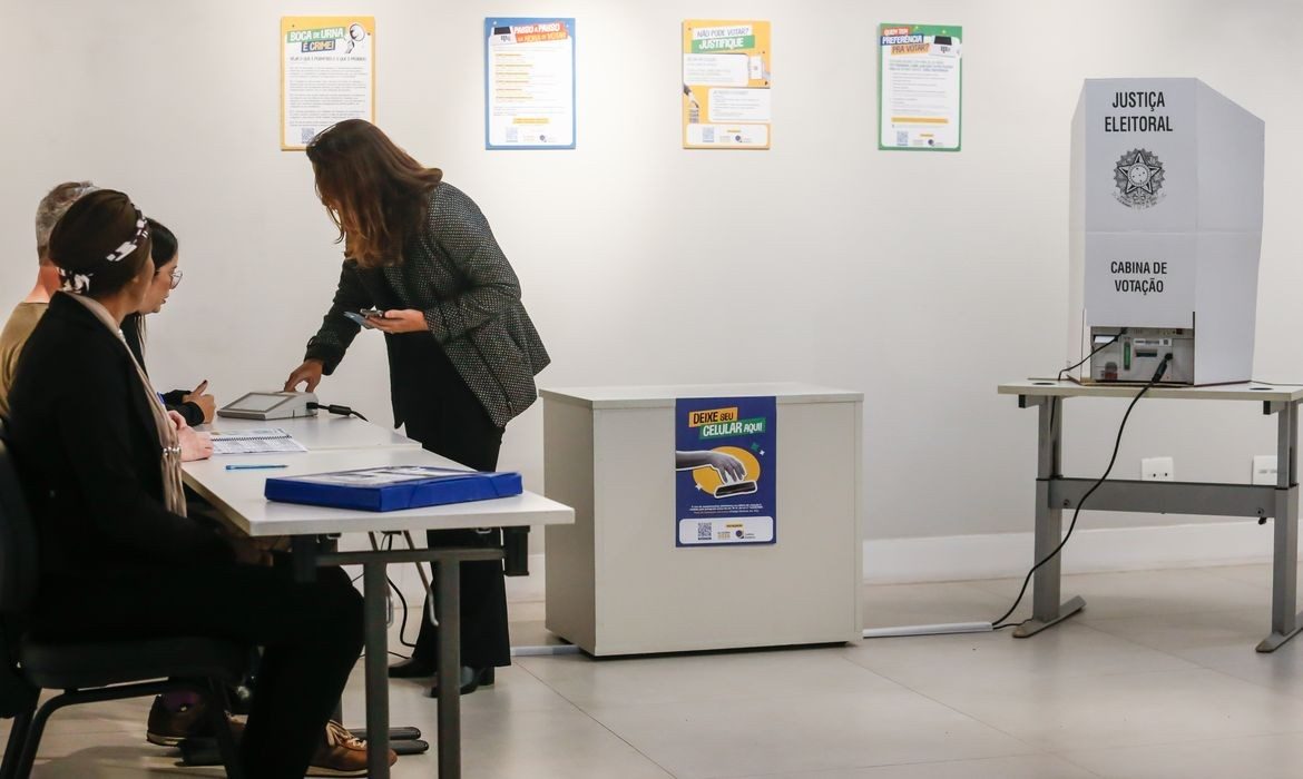 Sobe para 4 o número de locais de votação alterados no 2° turno em SP; veja endereços