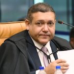 Suspensão do canal ‘Exército de Lula’: pau que bate em Chico, bate em Francisco
