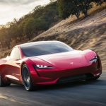 Tesla lança Roadster hoje; Musk diz que esportivo é mais insano que os carros do agente James Bond