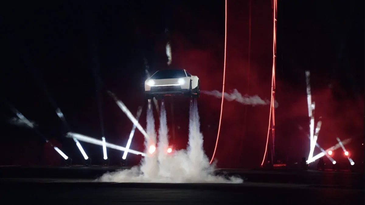Tesla Roadster: Elon Musk apresenta carro voador e expõe o erro que pode estar custando milhões às empresas