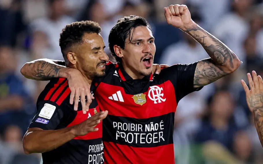 Torcedores do Flamengo xingam Lula no Maracanã; vídeo