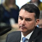 TSE manda Flávio Bolsonaro apagar vídeo falso sobre drogas em ato pró-Lula na Paulista