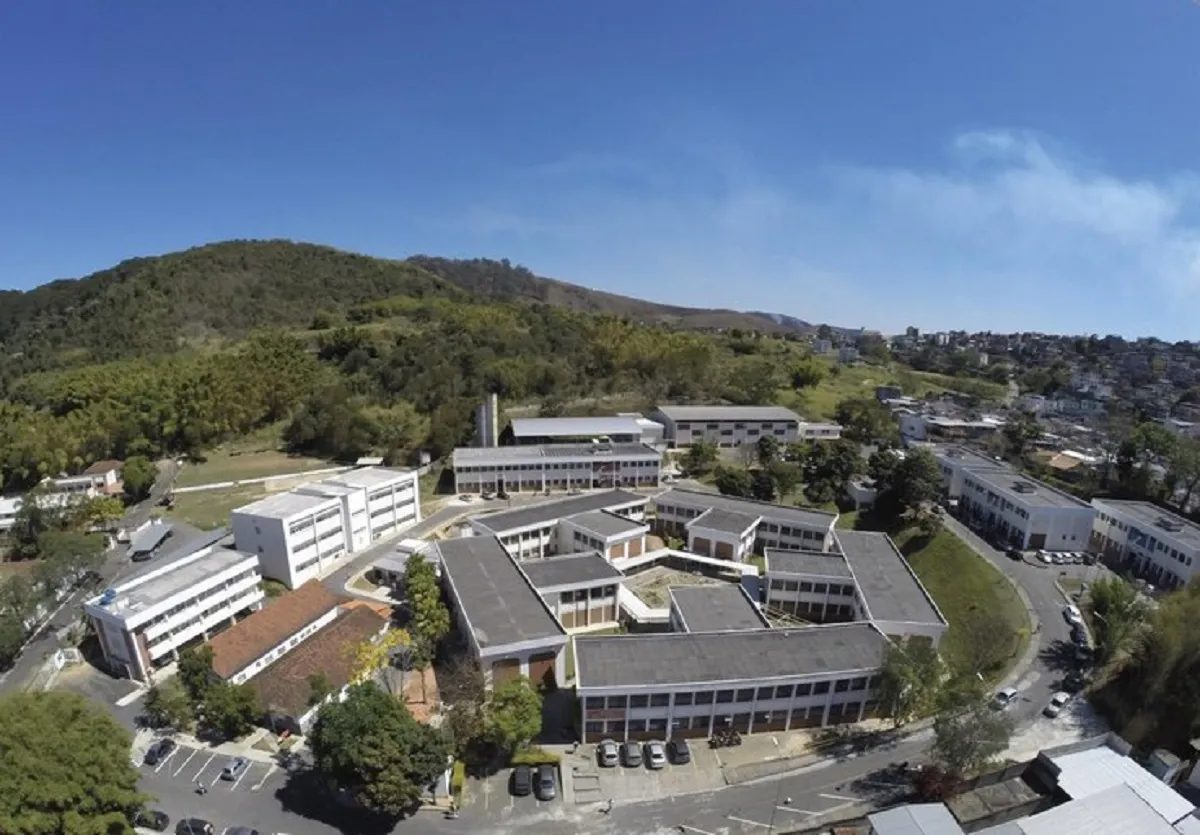 Últimos dias de inscrições para mais de 1,6 mil vagas em cursos técnicos gratuitos do IF Sudeste MG