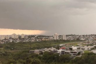 Vale do Paraíba tem previsão de temporais e queda nas temperaturas neste fim de semana; confira