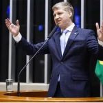 Van Hattem defende impeachment de Zanin: ‘Golpe nas eleições’