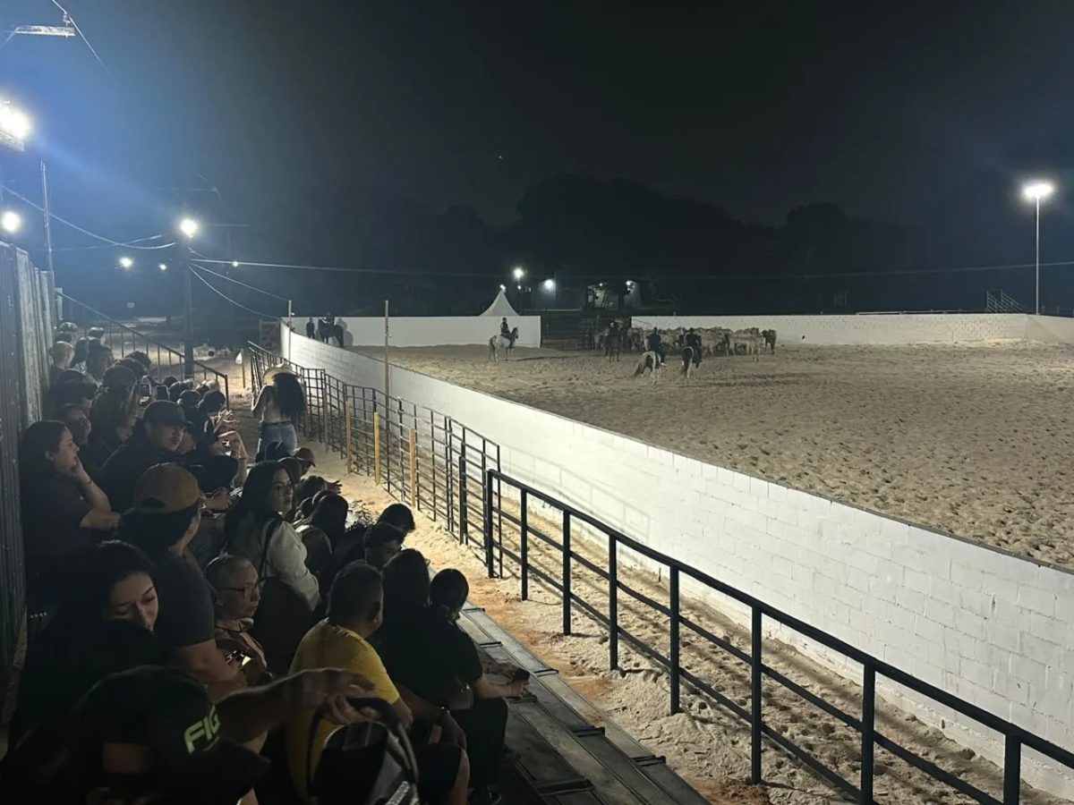 Vaquejada Arena Nilton Lins reúne competidores de vários estados e movimenta primeiro dia de evento em Manaus