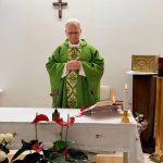 Vaticano divulga primeiras FOTOS de papa Leão XIV após cirurgia para retirada de câncer; VEJA