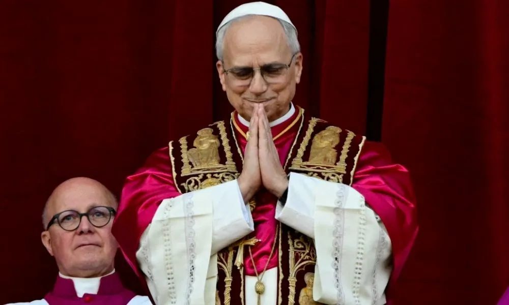 Vaticano diz que papa Leão receberá alta hospitalar neste sábado