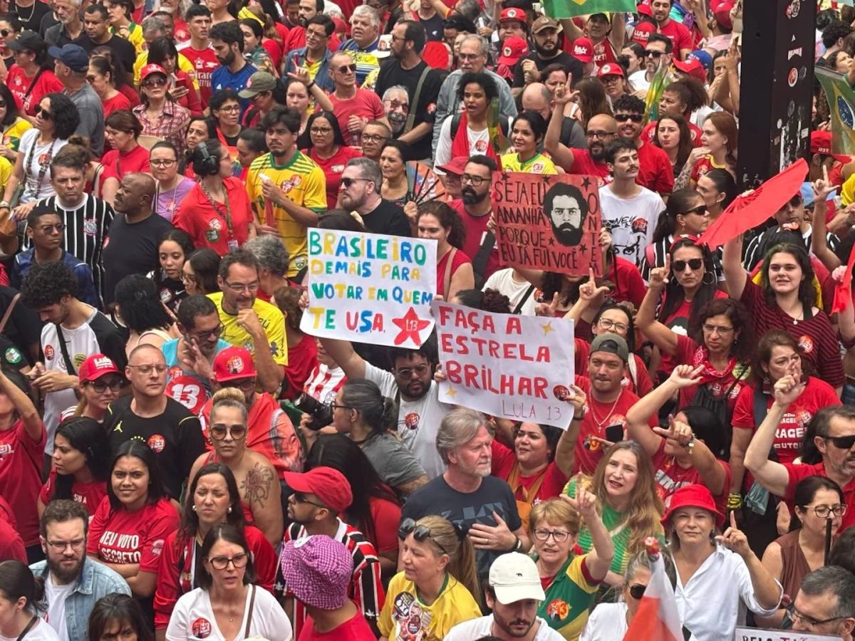 Veja fotos do ato de Lula na Paulista antes do 2º turno