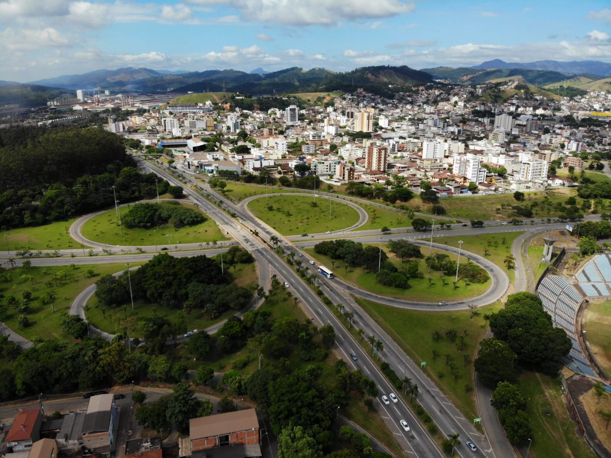 Veja o que abre e fecha no Vale do Aço no feriado de Finados