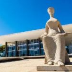 Vencer a crise institucional é o objetivo do eleitor brasileiro