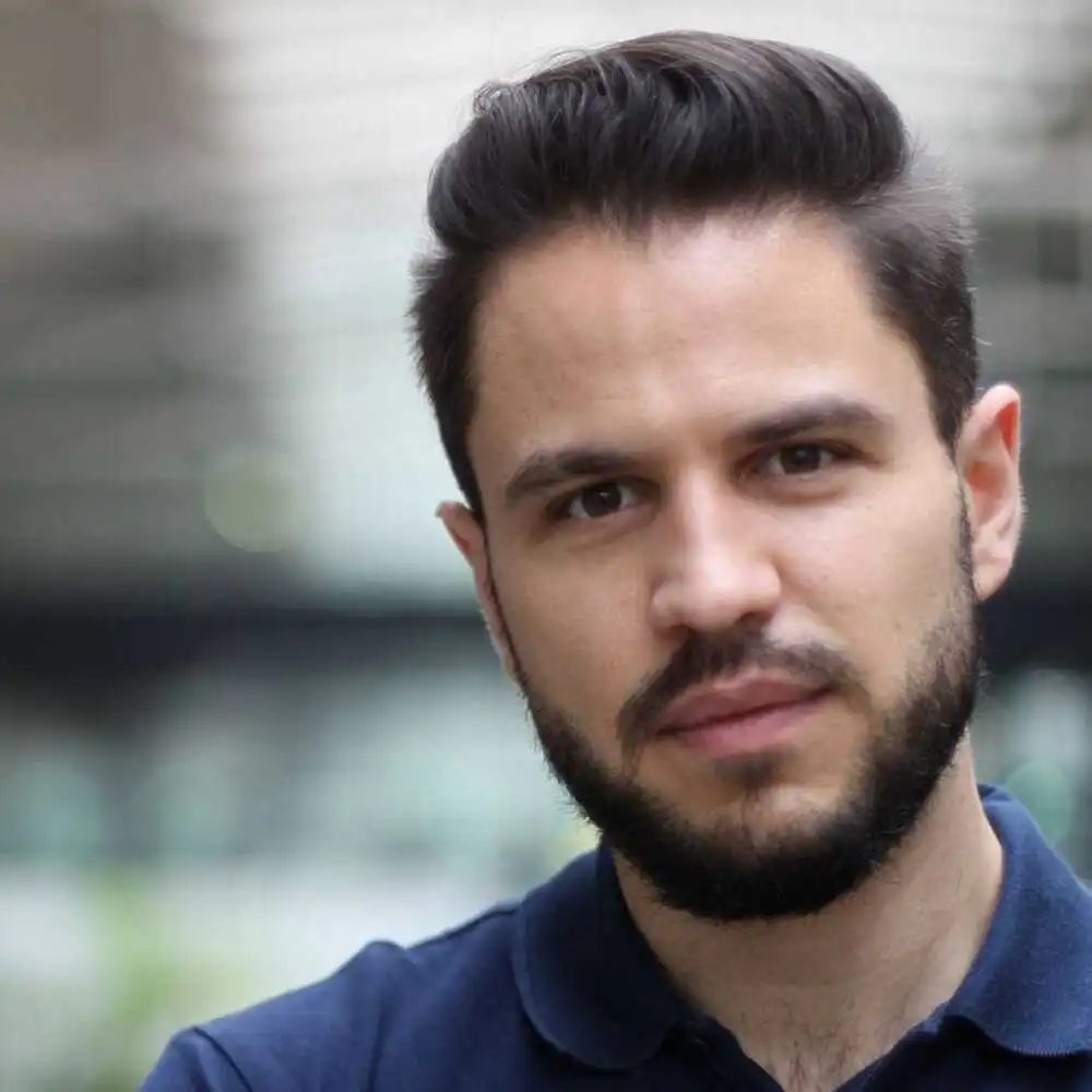 ‘Venho do futuro de vocês’: empresário francês alerta americanos contra voto nos democratas
