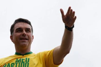 Vereador relata ameaças de morte por homenagem a Flávio em Salvador